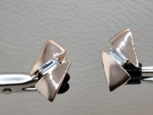 Geometrinio Spindesio Auskarai